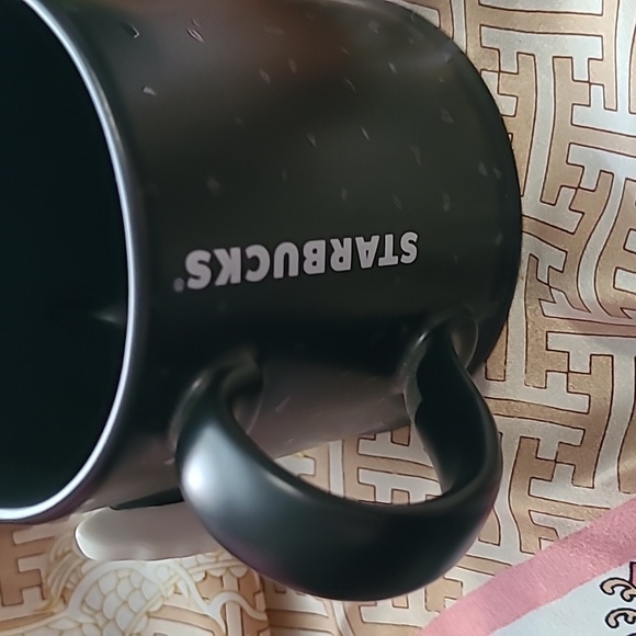 Starbucks Valentine's Mug - Picture 5 of 5